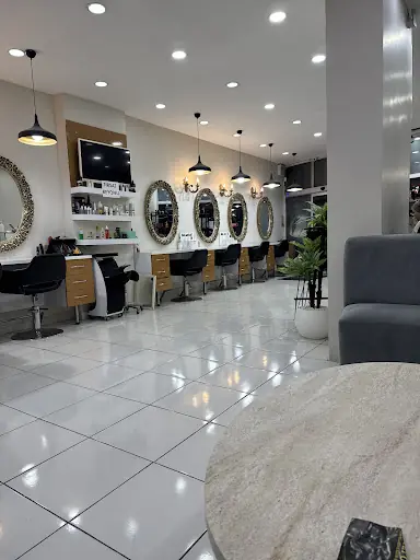 TUEN KUAFÖR VE SAÇ TASARIM MERKEZİ - GÜNEŞLİ – Tırnak / Nail Studio, Bağcılar, İstanbul (4. fotoğraf)