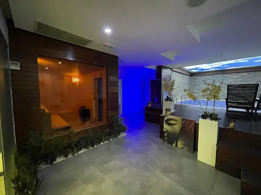 Castles Spa Premium