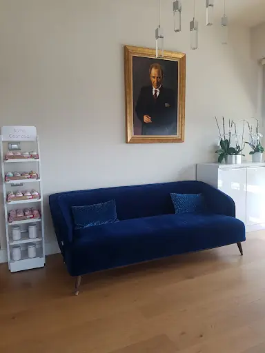 Sien Beauty Center | Cilt Bakımı - Lazer epilasyon - Protez Tırnak 4