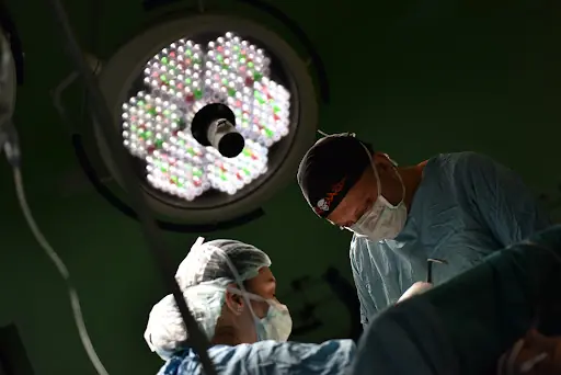 Çapar Estetik Kliniği - Mustafa Çapar 4