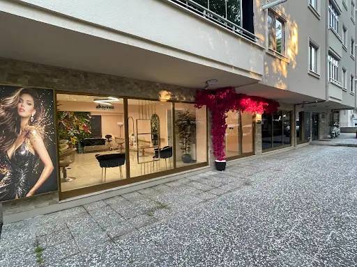 Emre Yıldırım Hair Lab Studio, Bursa