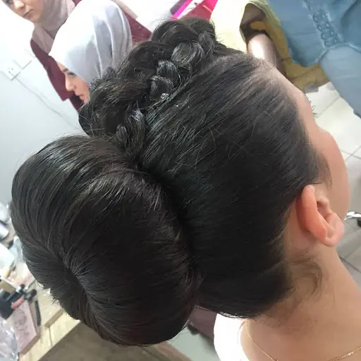 Ebru Bayan Kuaförü 2