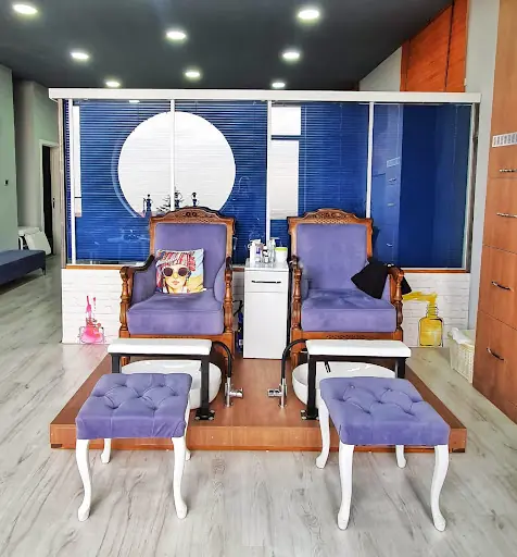 X Diva Hair Design&Beauty Center 3