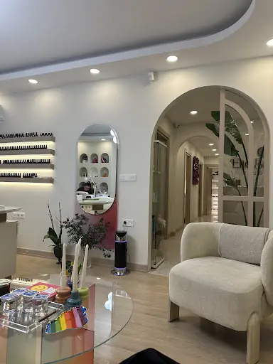 Elie Beauty Studio 2