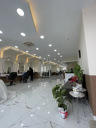MS Hair & Makeup Studio 2