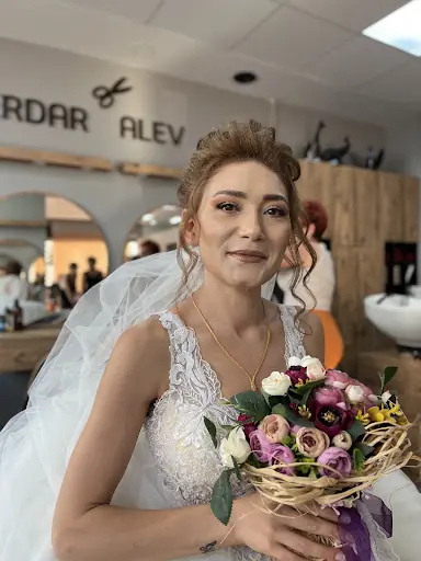 Serdar Alev Bayan Kuaförü 2