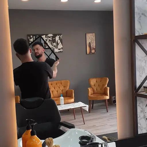 Salon Fethan Demirtaş Erkek Kuaförü 4