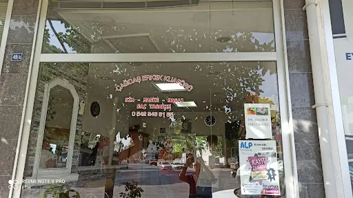Çağdaş erkek kuaförü