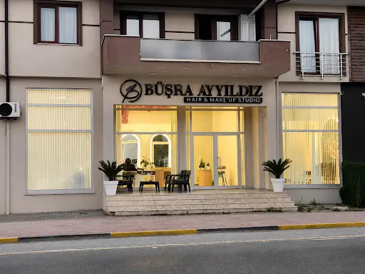 BÜŞRA AYYILDIZ | Hair & Makeup Studio Bayan Kuaförü