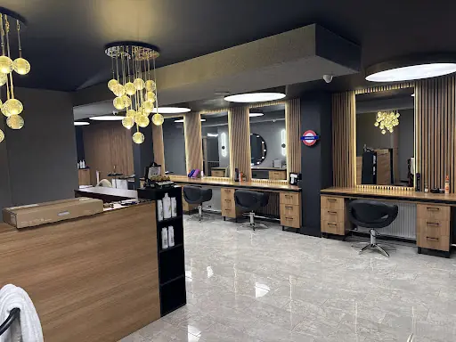 London Hair Expert Bayan Kuaför 2