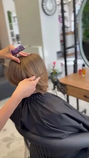 Derya Kaya Hair & Makeup Studio 3
