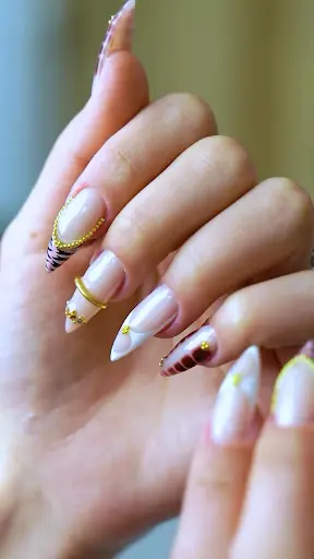 O'nail Tırnak ve Güzellik Merkezi Bayraklı 5