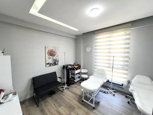 Op.Dr.Uğur Recep Çelik - Estetik ve Plastik Cerrahi Kliniği 5