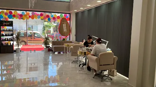 Cata Lounge Coiffeur Kuaför ve Güzellik Salonu