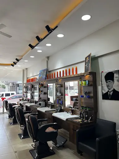 Salon by Uğur | Gaziemir Erkek Kuaförü 3