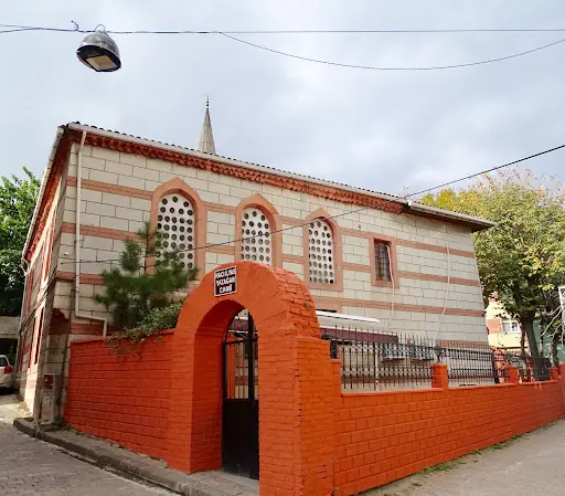 Hacı İlyas Yatağan Camî – Diğer (Güzellik), İstanbul (3. fotoğraf)