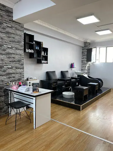 Şanlı Bayan Kuaförü 4