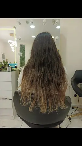 Emine Çiçek Hair Beauty 3