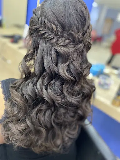 Venüs Kuaför / Güzellik Salonu 2