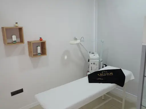 Çigdem Güzellik Salonu Yazır Lazer Epilasyon Cilt Bakımı 2