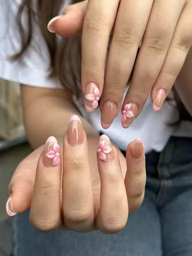 Banu Uğur Güzellik ve Bakım – Tırnak / Nail Studio, İstanbul (2. fotoğraf)