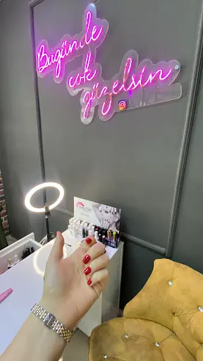 Ayşe Gülcü Hair Make up