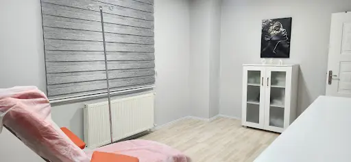 Uzm. Dr. Fulya KARAKAŞLI ÖZBOLAT muayenehanesi 3
