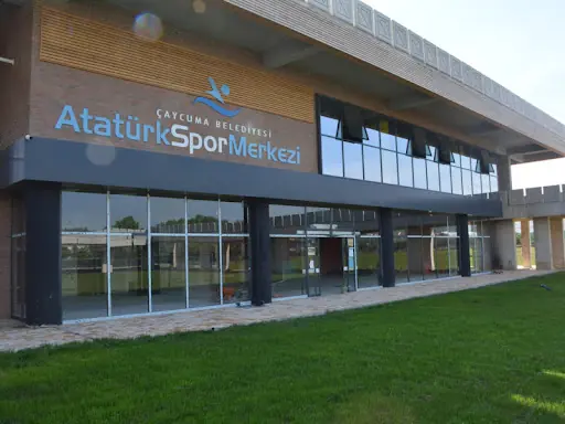 Atatürk Spor Merkezi 4