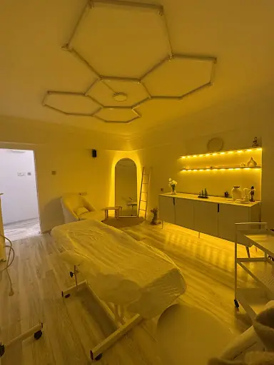 La Perla Beautè 2
