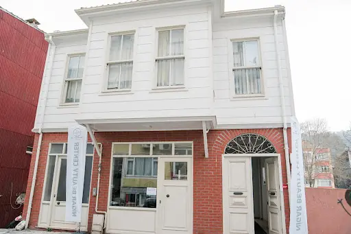 Nigar beauty center sariyer(güzellik salonu)