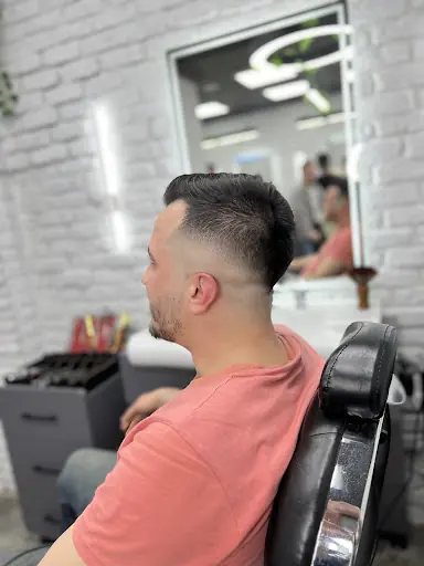 OĞUZ KINALI HAIR ARTIST ( ERKEK KUAFÖRÜ) 4