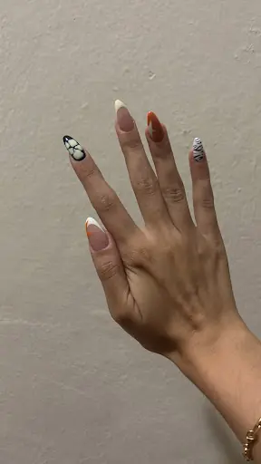 Theia Nail – Tırnak / Nail Studio, İstanbul (4. fotoğraf)