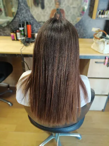 Sibel Bayan Kuaförü 4