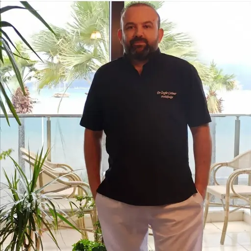 Dr. Özgür Çetiner Güzellik Polikliniği - Saç Ekim - Botoks - Dolgu - Medikal Estetik