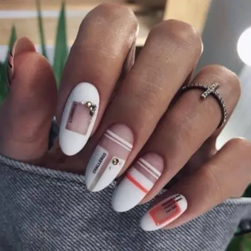 Şenğül buglem kuaför – Tırnak / Nail Studio, İstanbul (3. fotoğraf)