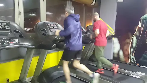Eform Spor Merkezi & Spa Masaj Salonu Yüzme havuzu Hamam Sauna 3