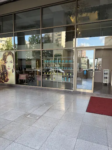 Perla Virino Beauty & Hair Studio