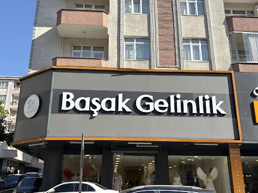 Başak Gelinlik & Moda Evi 4