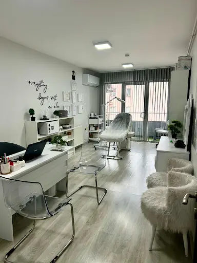 Dr. Hatice Nur TAŞKIN & Uzm. Est. Emine GÜREL | Trabzon Botoks | Trabzon Dudak Dolgusu | Trabzon Epilasyon 3