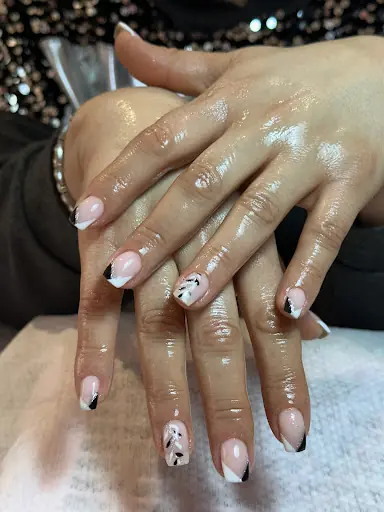 Uzm ESTETİSYEN Tuğba Dumlupınar güzellik salonu