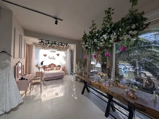 Elyanora Bride Studio 2