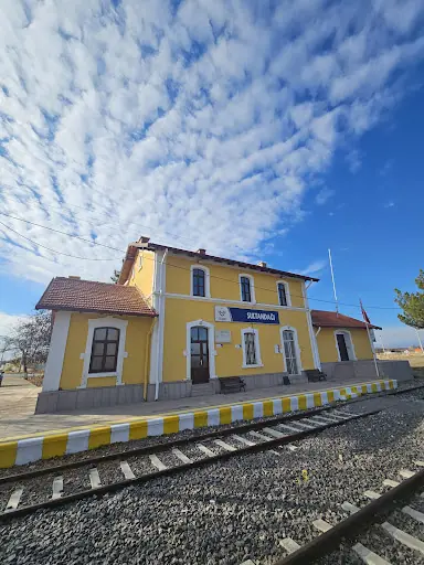 Sultandağı tren istasyonu 2
