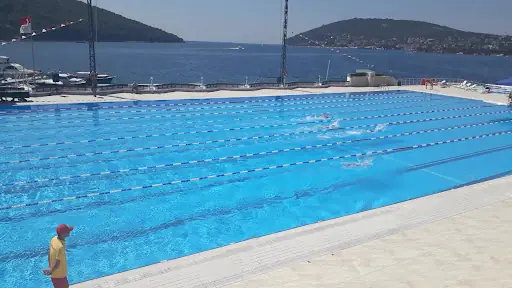 Heybeliada Su Sporları Kulübü 3