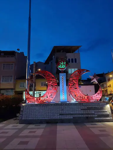 Kent Meydanı 5