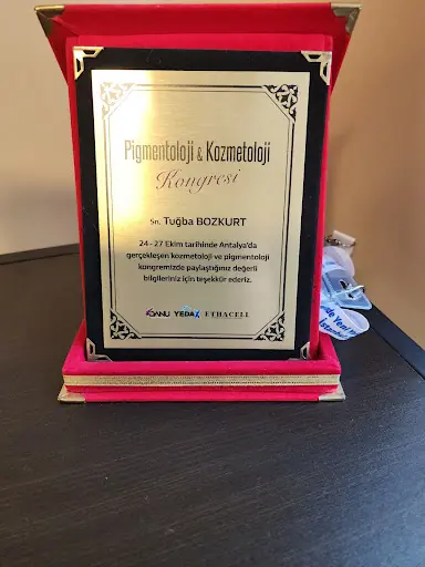 Tuğba BOZKURT - Medikal Pigmentasyon 4