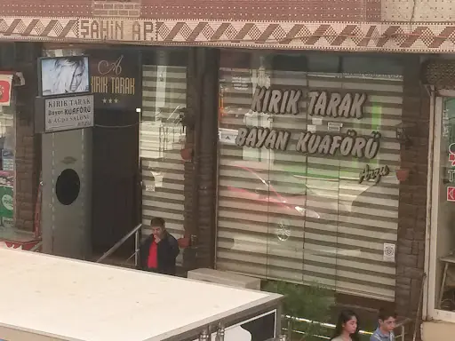 Kuaför Kırık Tarak