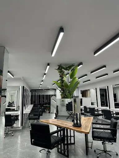 Staff Hair Studio | İstanbul - Maltepe Bayan Kuaförü | Saç Kesimi - Ombre - Sombre 2