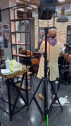 EFOR Erkek Kuaför & Solarıum Salonu 4