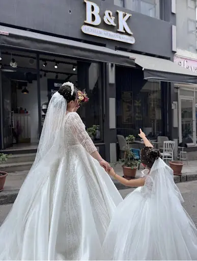 B&K KUAFÖR VE GÜZELLİK SALONU 2