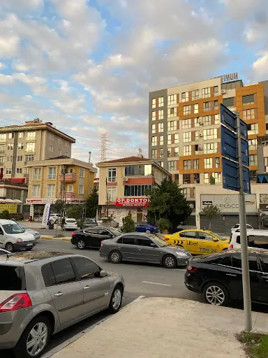 Kadinca Saç Tasarim – Kuaför, İstanbul